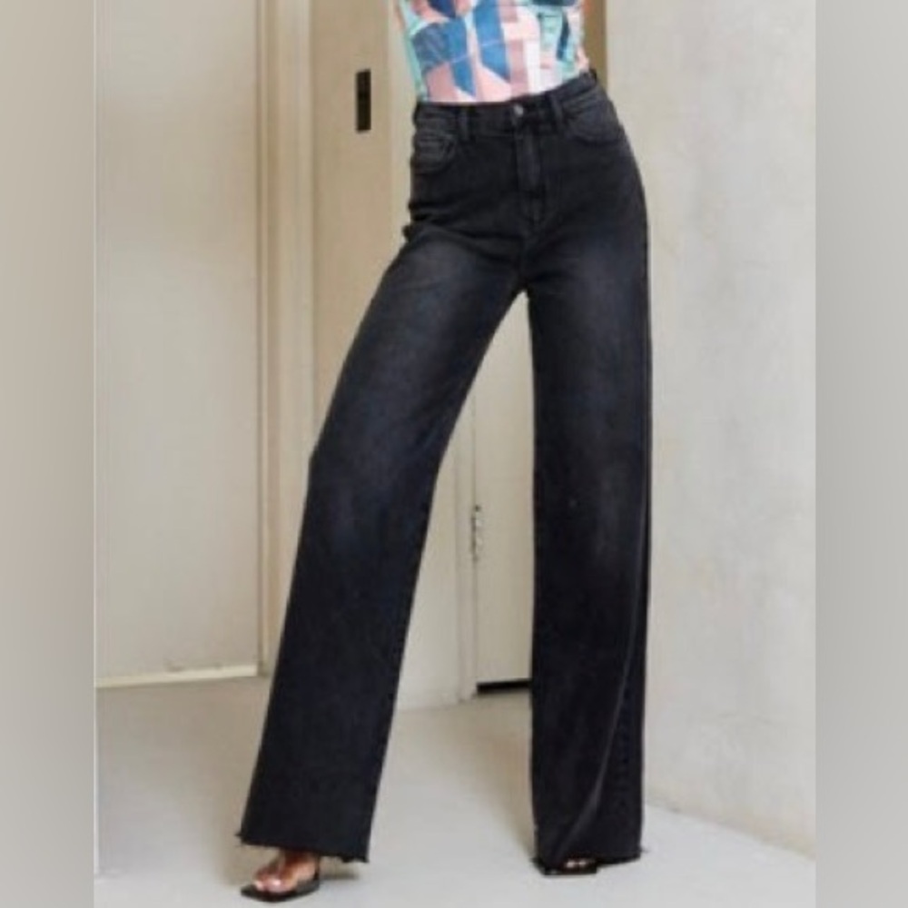 Vintage Black Wide-Leg Jeans